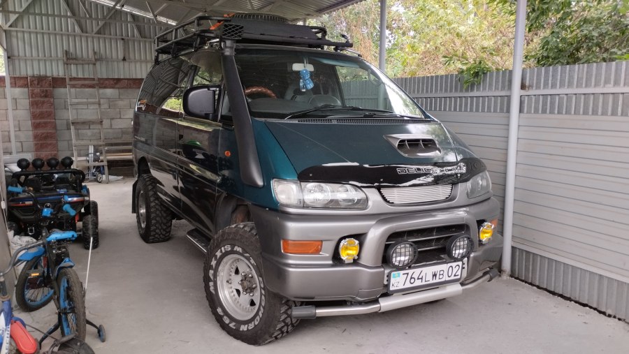 Mitsubishi Delica d3 2023