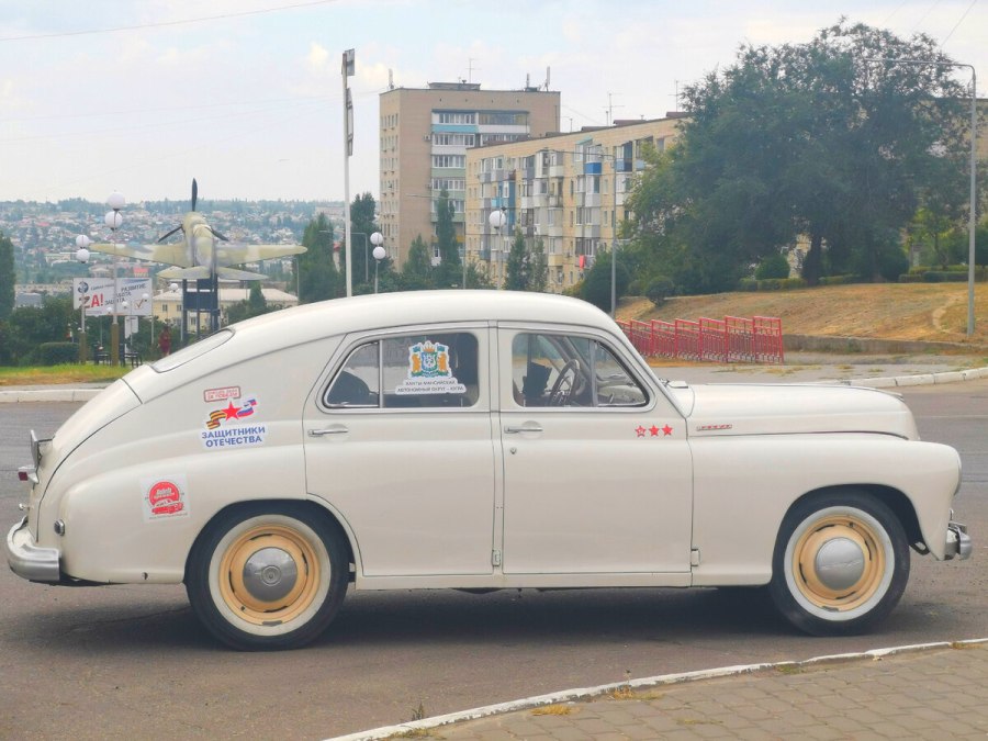Tatra t600 Tatraplan салон