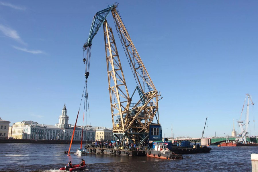 Плавучий кран 801