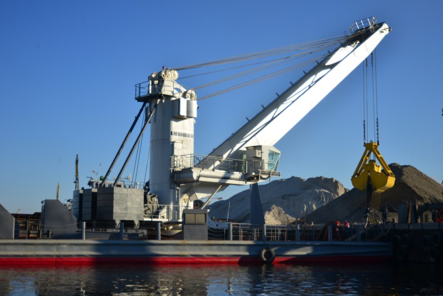 Плавкран Liebherr