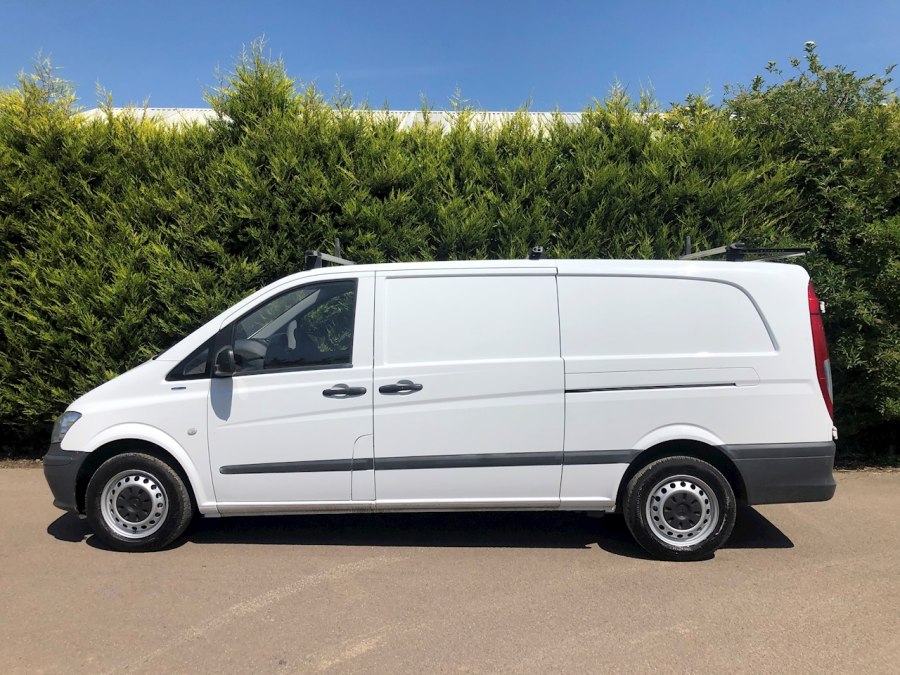 Mercedes-Benz Vito 113 van