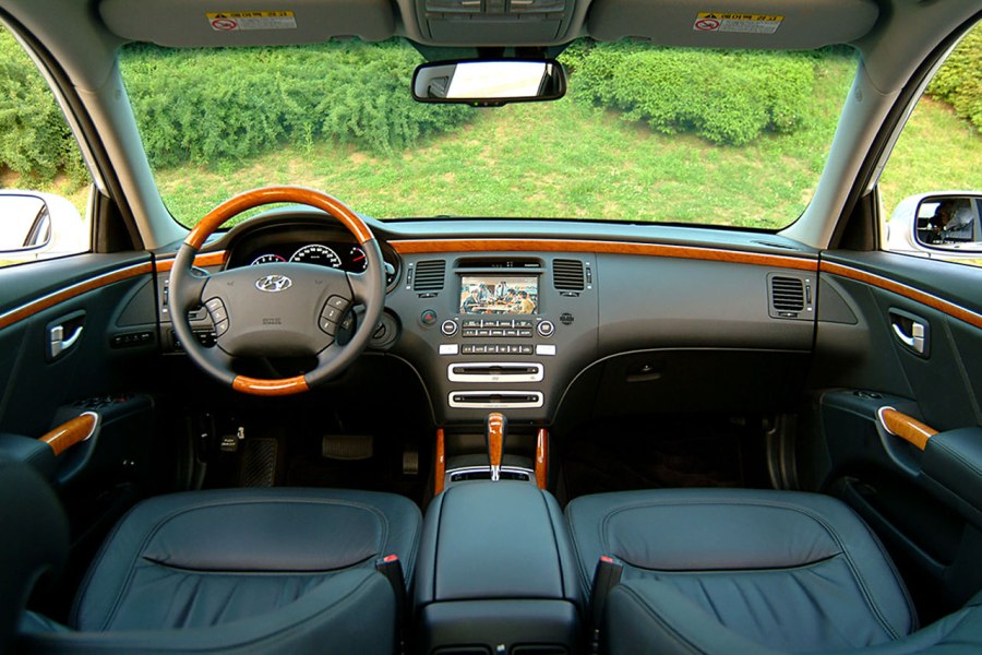 Hyundai Grandeur 4