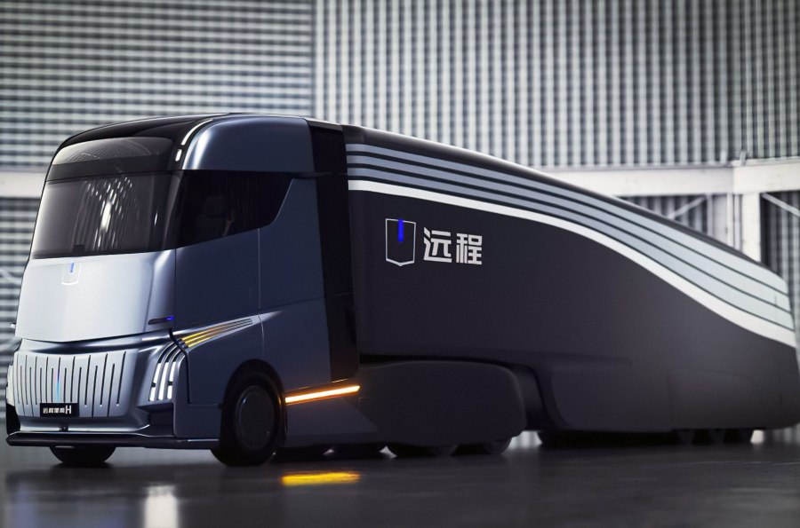 Электрический грузовик Tesla Semi