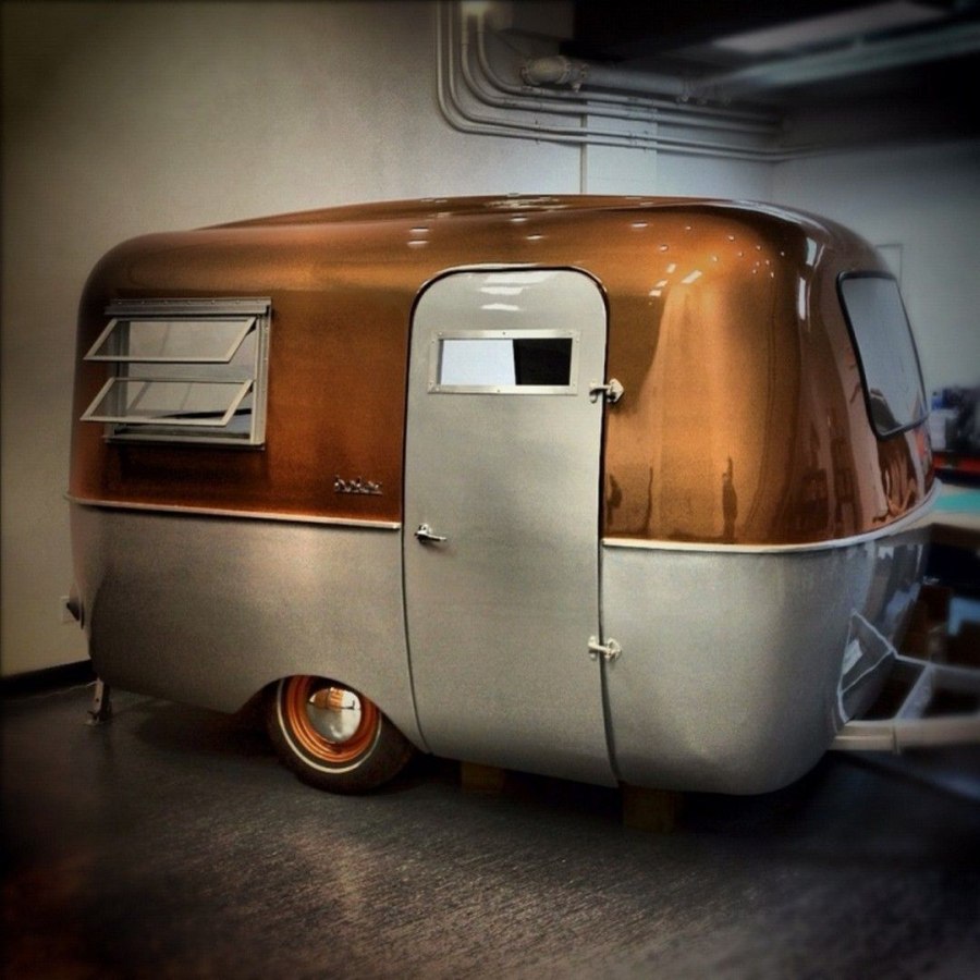 Camper Caravan Vintage