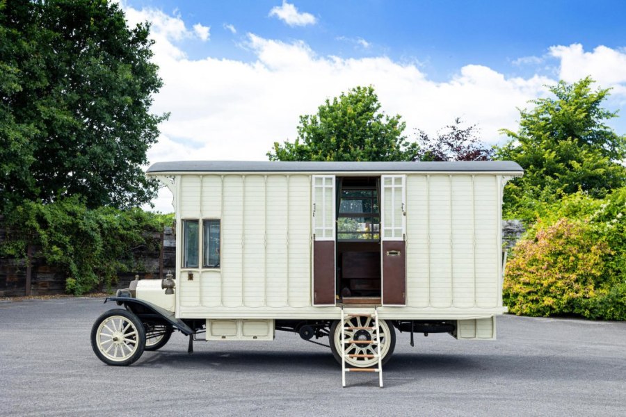 Bedouin Caravan дом на колесах