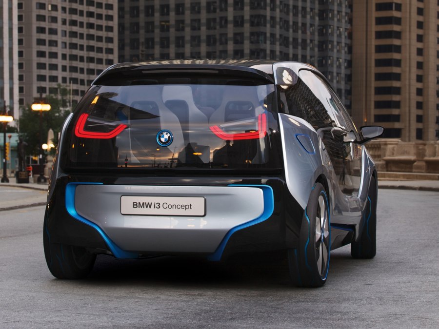 BMW электрокар i1