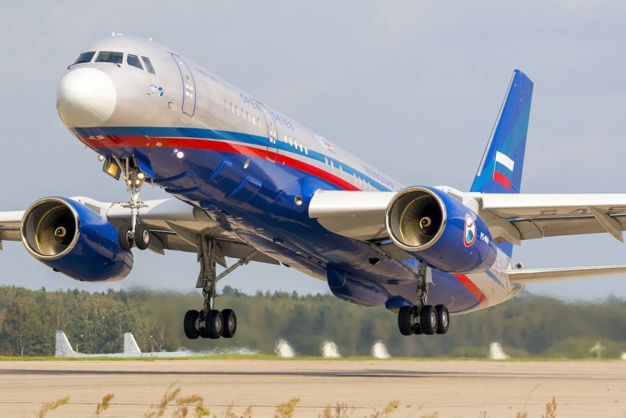 Самолет ту 214он