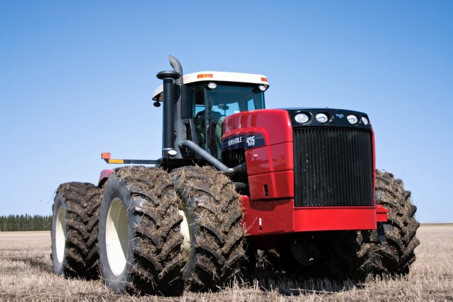 Трактор Buhler versatile 535