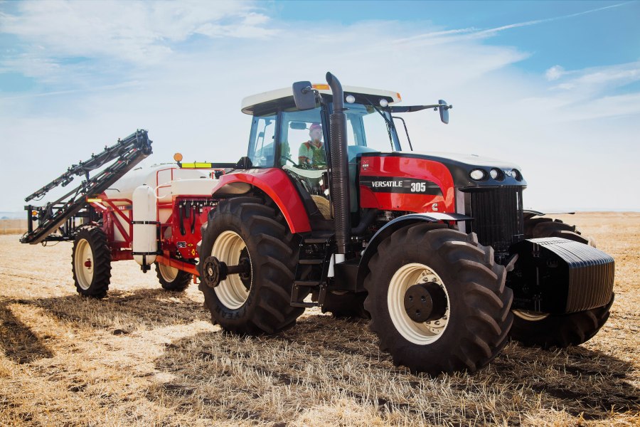 Трактор versatile 305