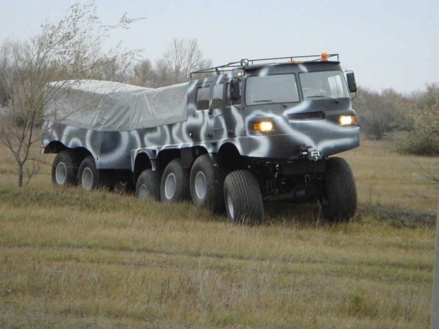 Вездеход снегоболотоход "Старатель"
