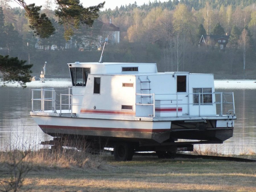 Van Camper плавучий