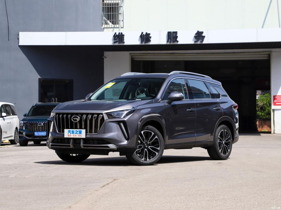 Новинки авто 2023