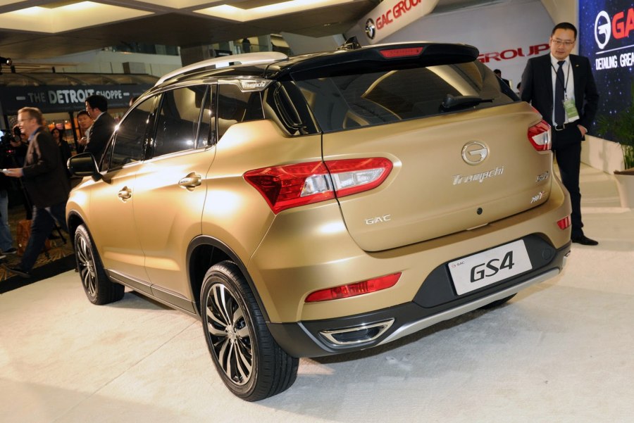 Китайский автомобиль GAC gs4
