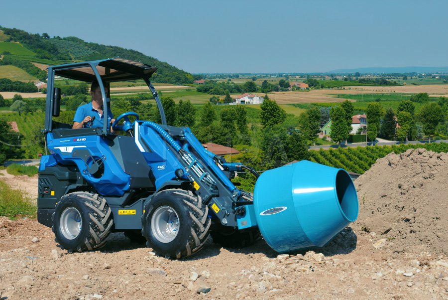 Погрузчик MULTIONE 10.8