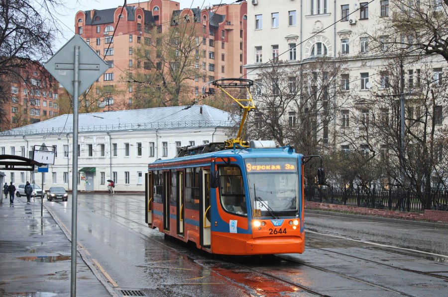 Поездка на трамвае 71 623 04