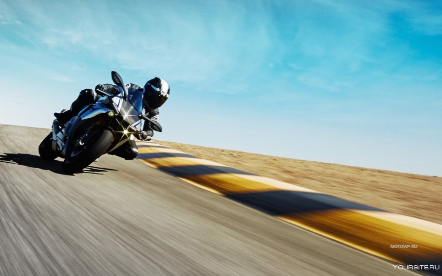 Yamaha r1