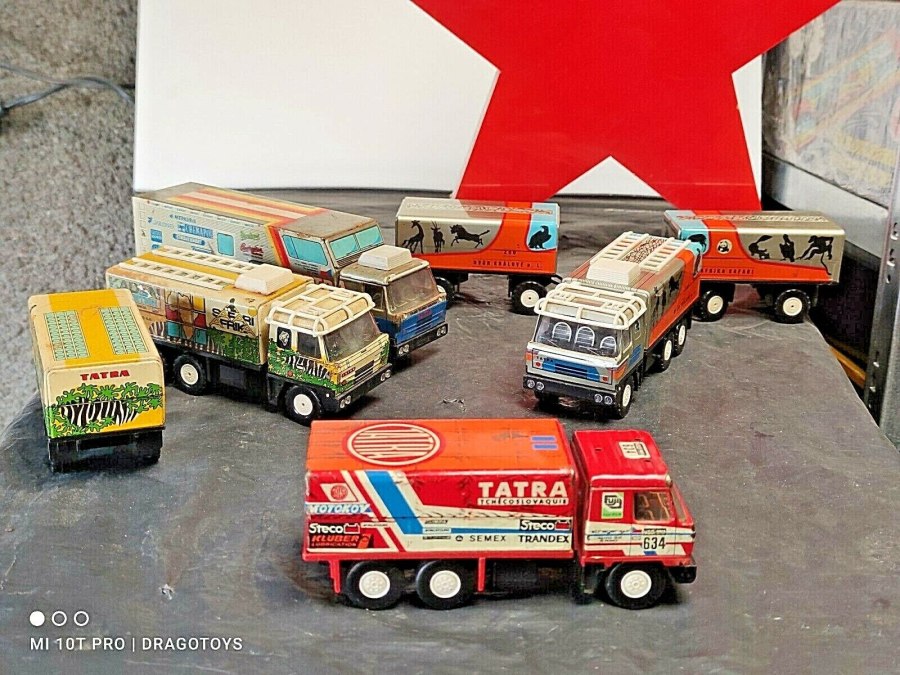 Skoda 706 из бумаги