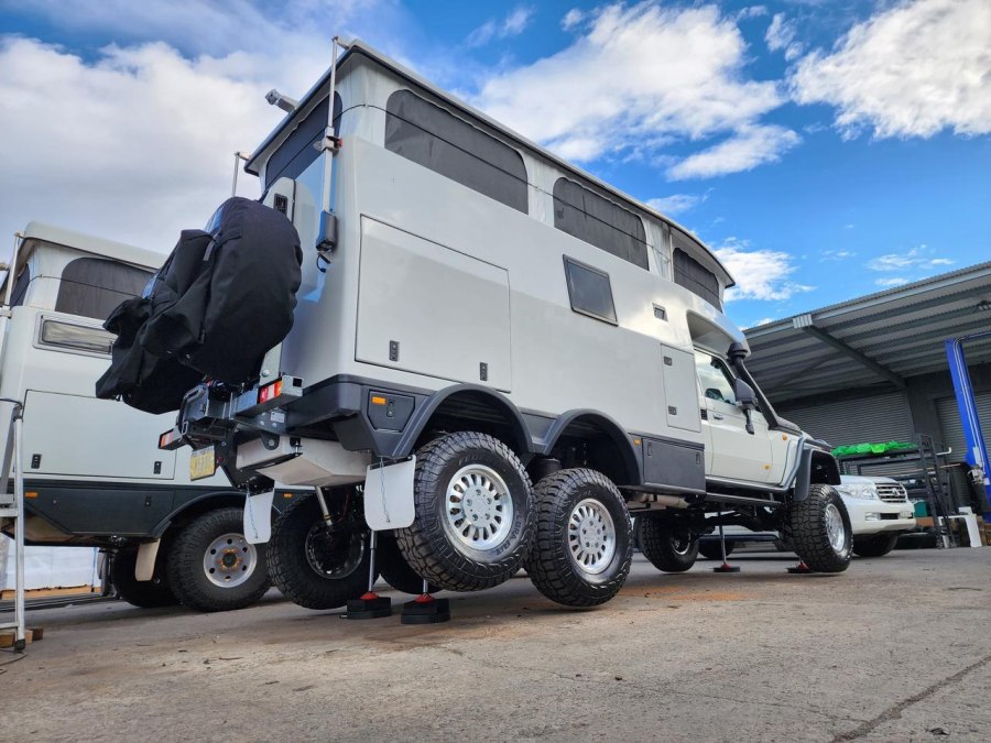 Man Atacama 5800