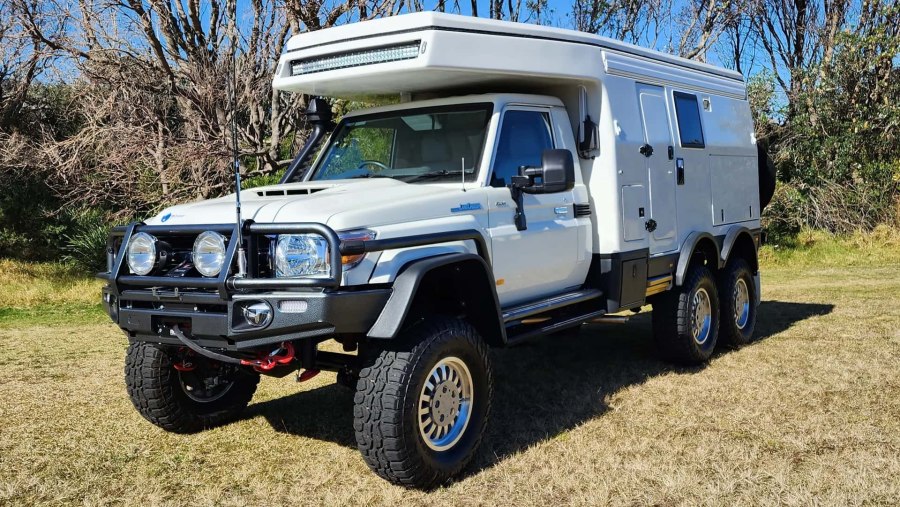 Toyota 4x4 Camper