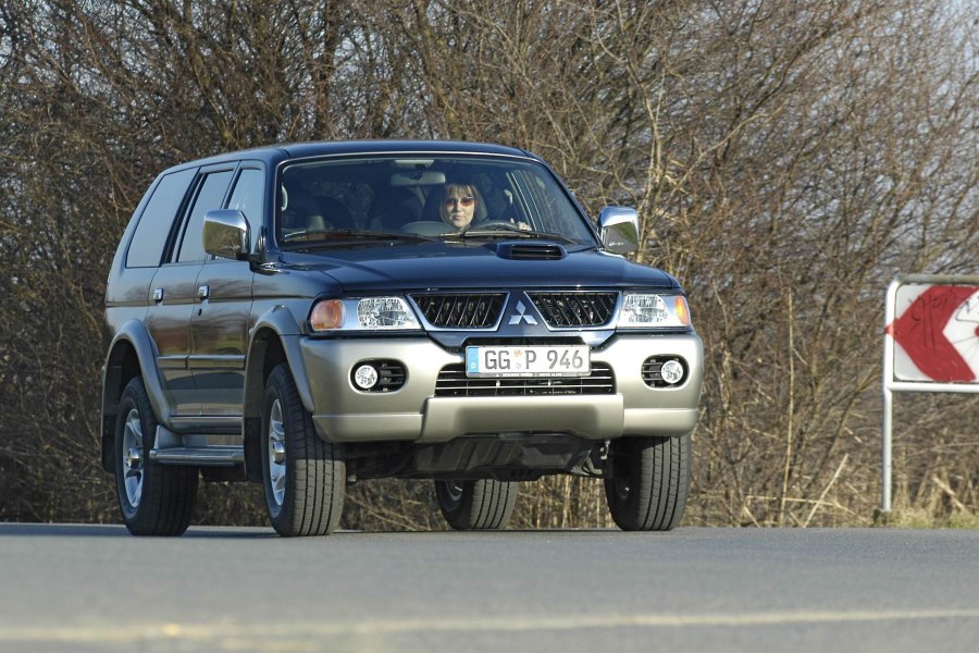 Mitsubishi Pajero Sport 2004