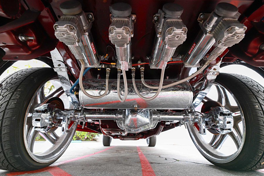 Lowrider s 177 задняя подвеска