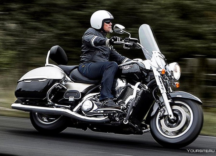 Moto Kawasaki 1700