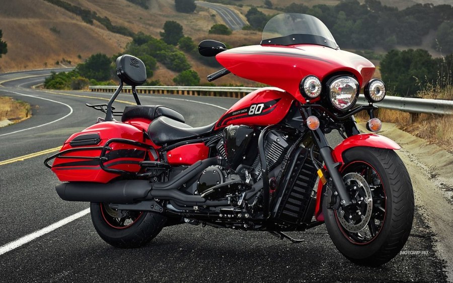 Yamaha v Star 1300