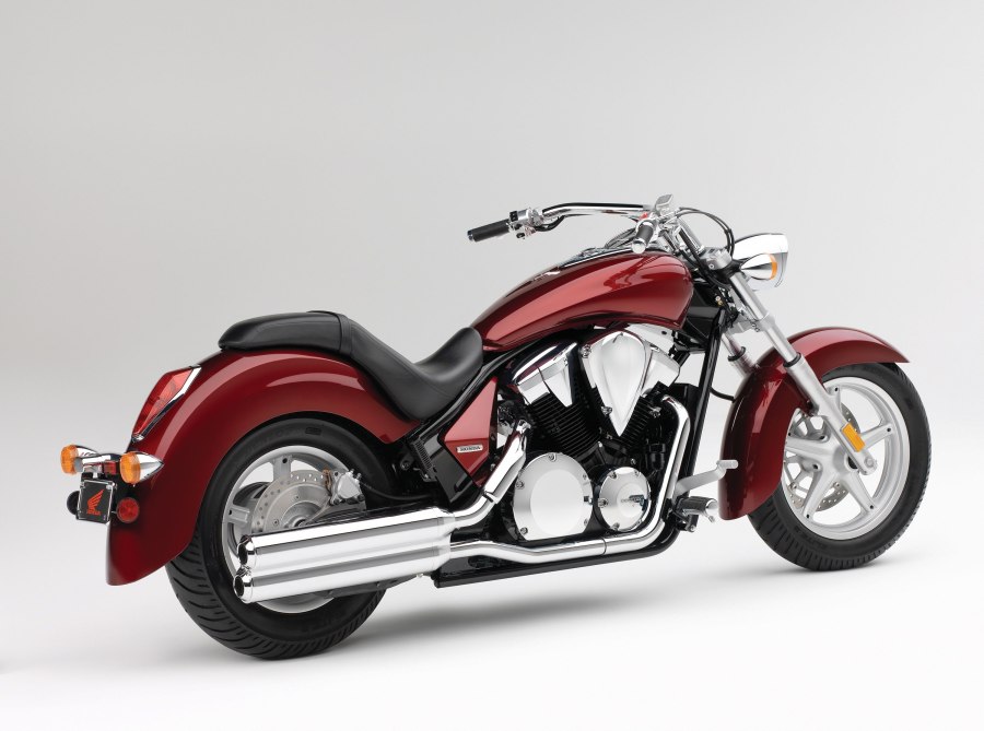 Мотоцикл Хонда VT 1300