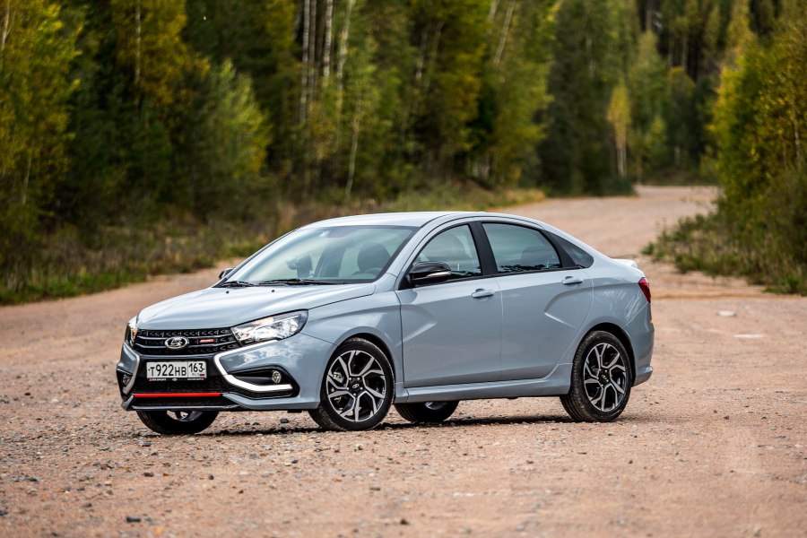 Лада Веста спорт 1.8