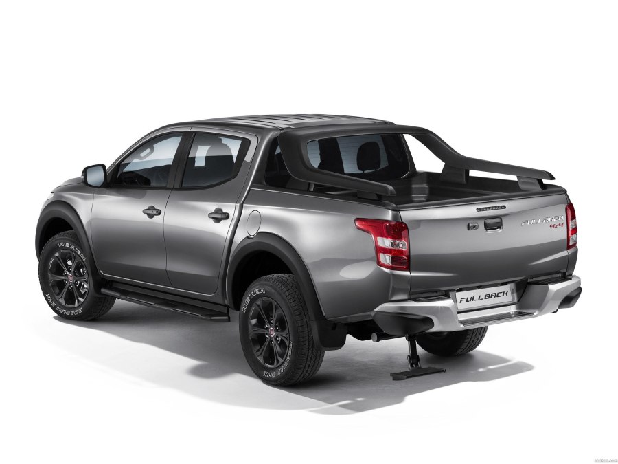Fiat пикап Fullback