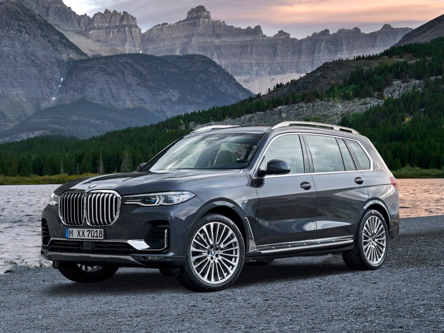 BMW x7 2021