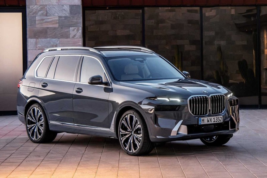 BMW x7 2023 Рестайлинг