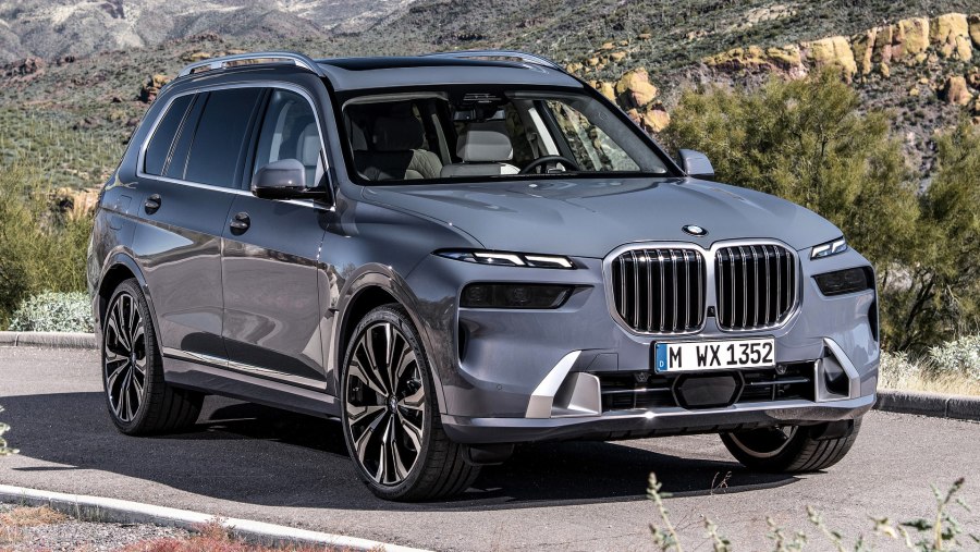 BMW x7 2022 Рестайлинг