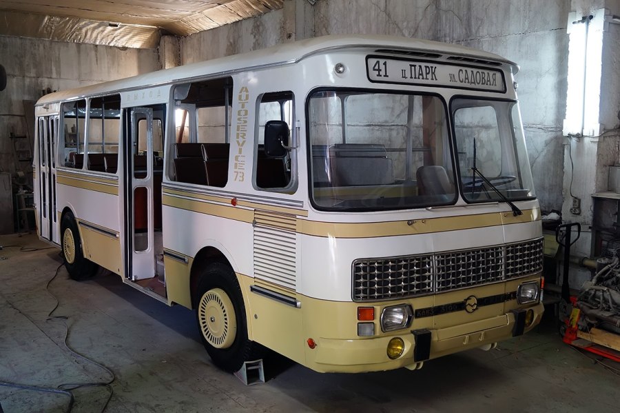 Автобус КАВЗ 3100 Сибирь