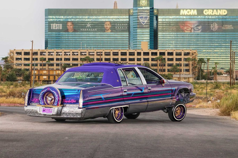 Cadillac Fleetwood Lowrider салон
