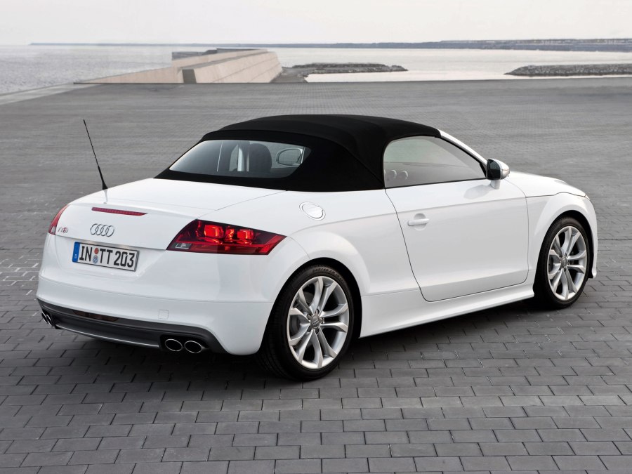 Audi TT S 2011 TTS