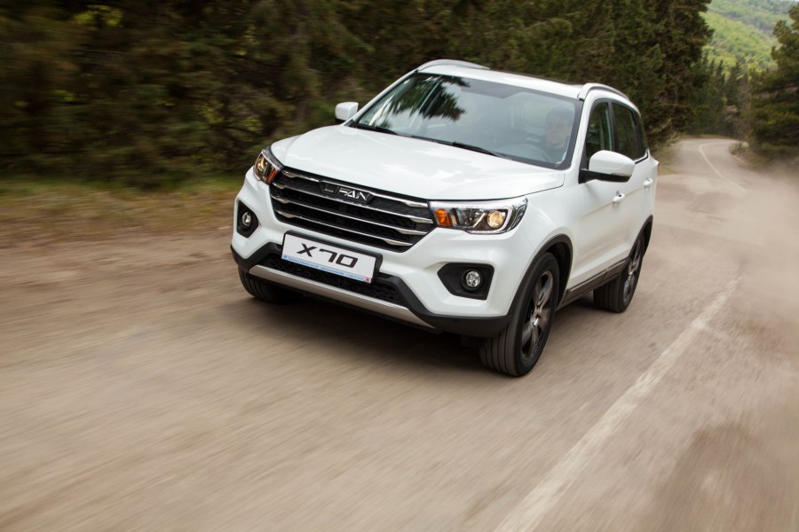 Lifan кроссовер x70