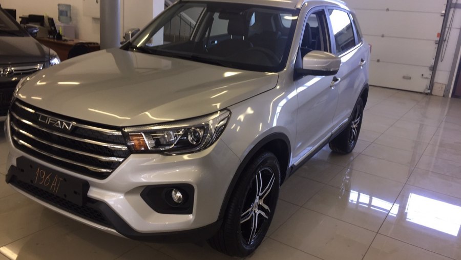 Lifan x70 серебристый