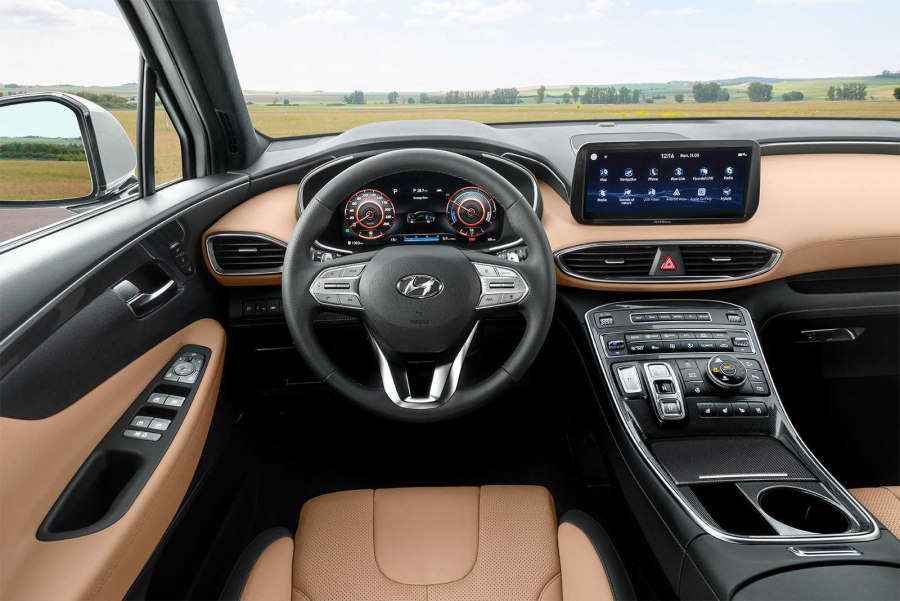 Hyundai Santa Fe 2021 Interior