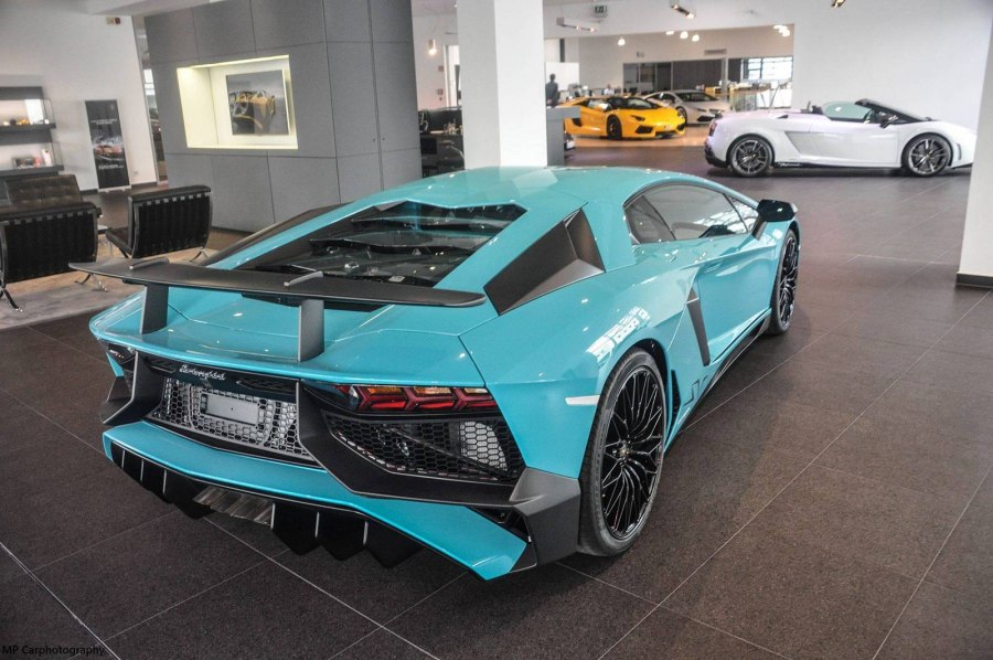 Lamborghini Aventador SV