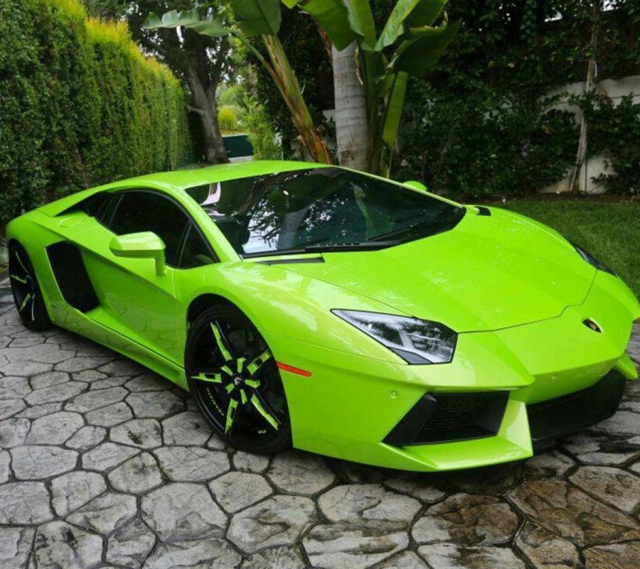 Авентадор lp700