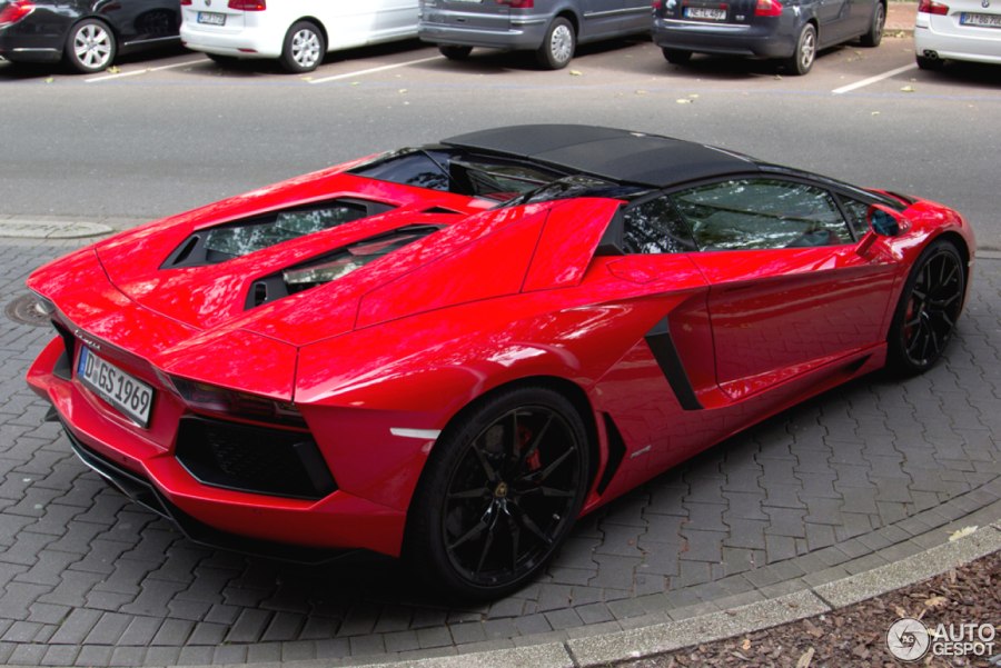 Ламборгини авентадор LP 700