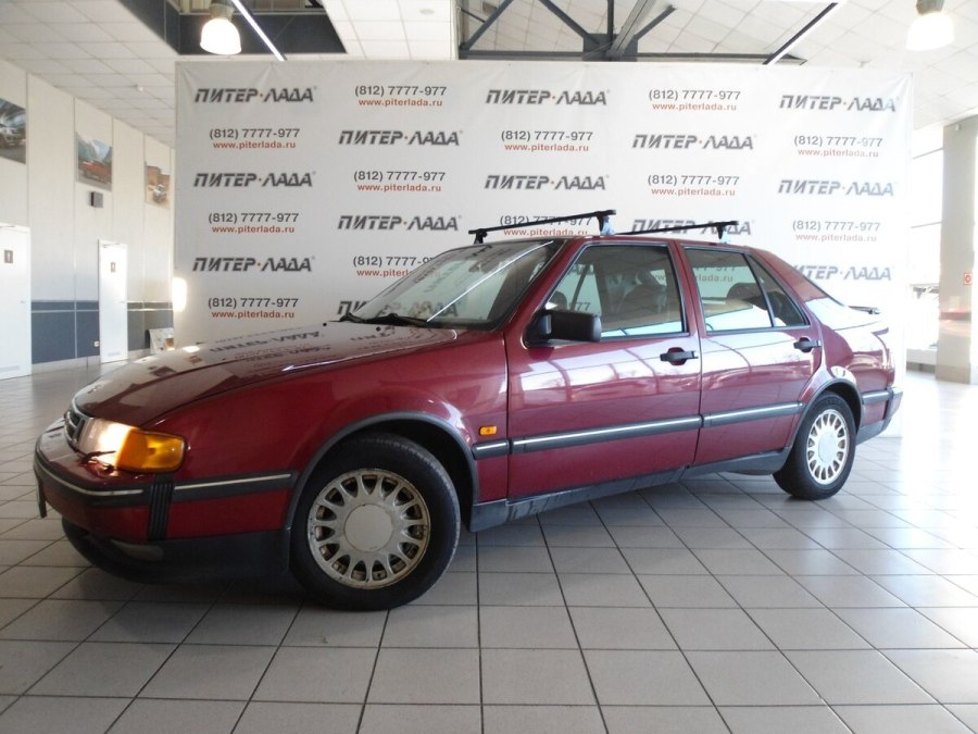 Сааб 9000 красный