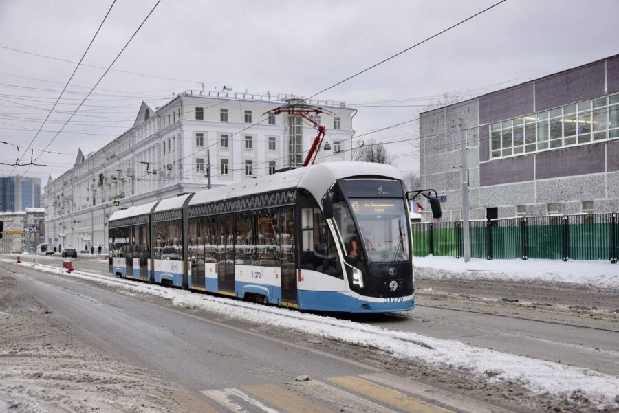 Новогодний трамвай в Москве