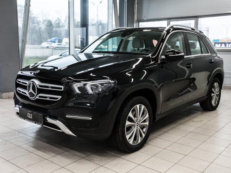 Мерседес-Бенц GLE 2020 черный