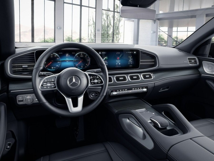 Мерседес GLE купе салон 2021