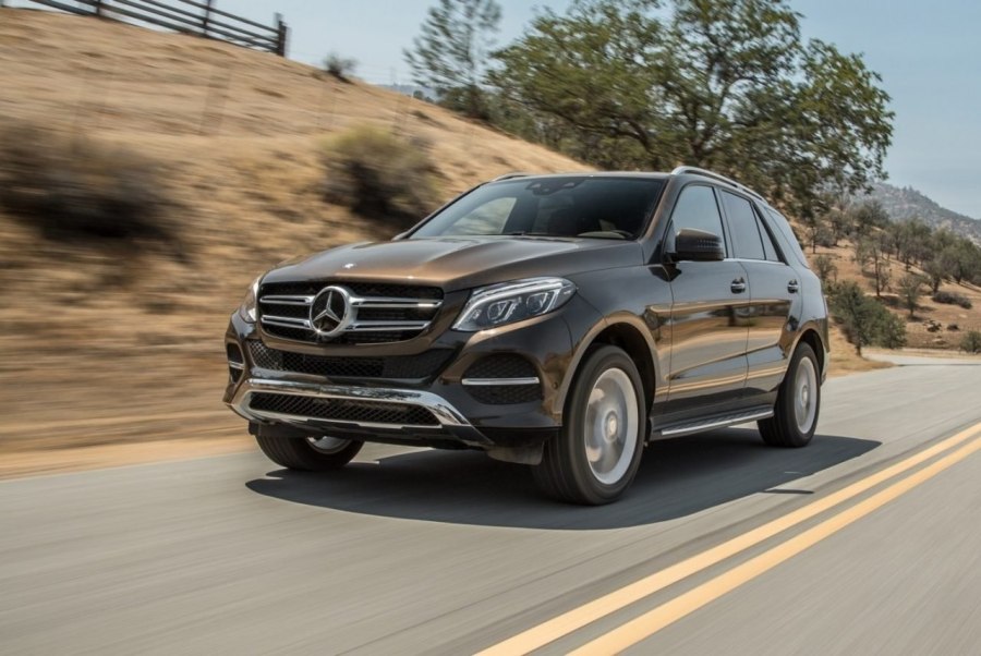 Mercedes-Benz GLE 2015г