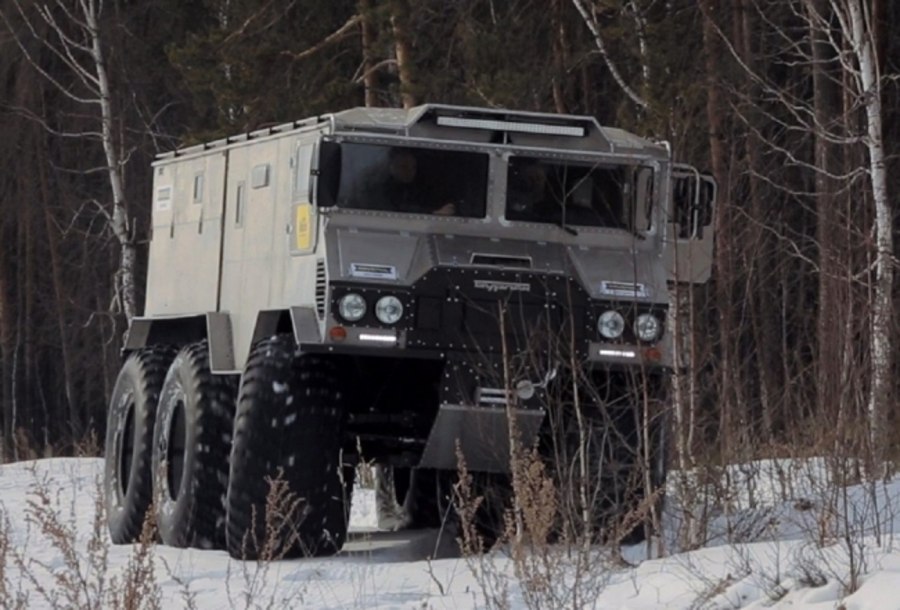 Вездеход Бурлак 8х8