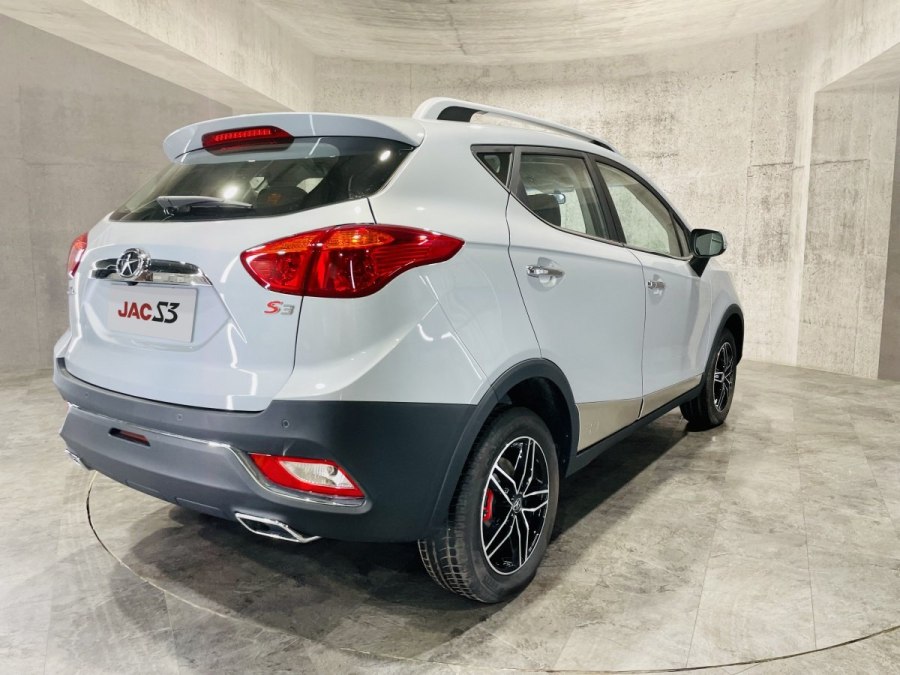 JAC s7