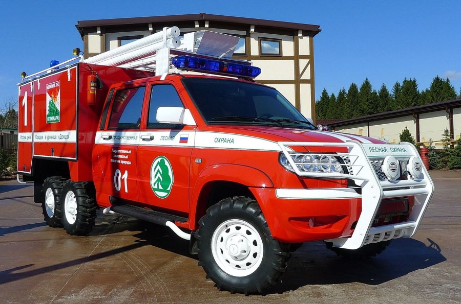 УАЗ Патриот пикап 6x6